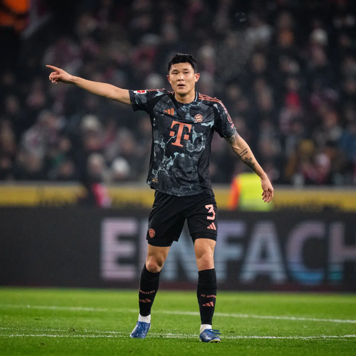 爱游戏体育包含今夜德甲焦点战；门兴格拉德巴赫遗憾出局；媒体盛赞；年轻球员得到机会的词条